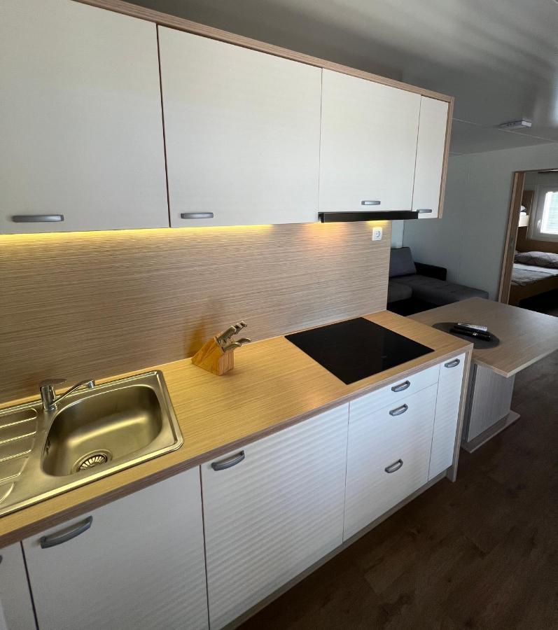 Zen Murter Mobil Home Betina  Ngoại thất bức ảnh